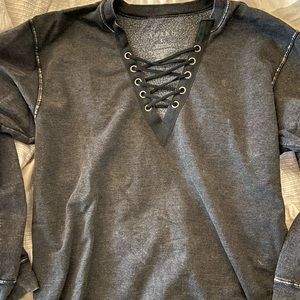 Lace up crew neck